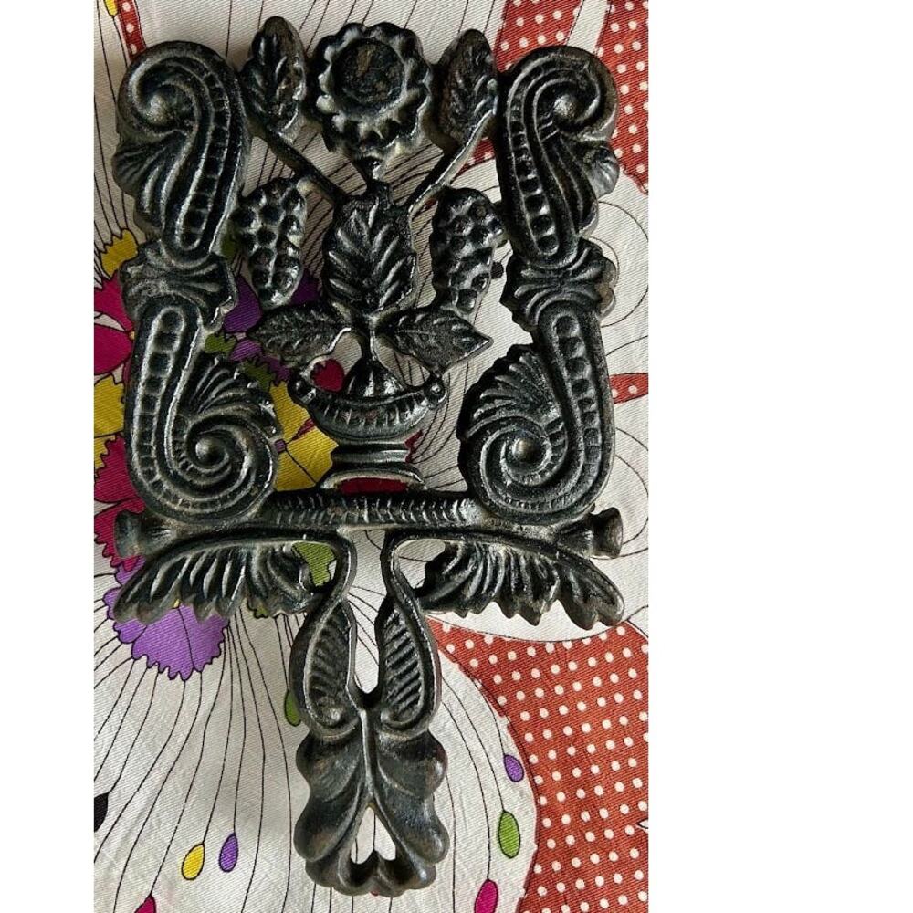 Vintage wrought iron pot holder spoon rest trivet black